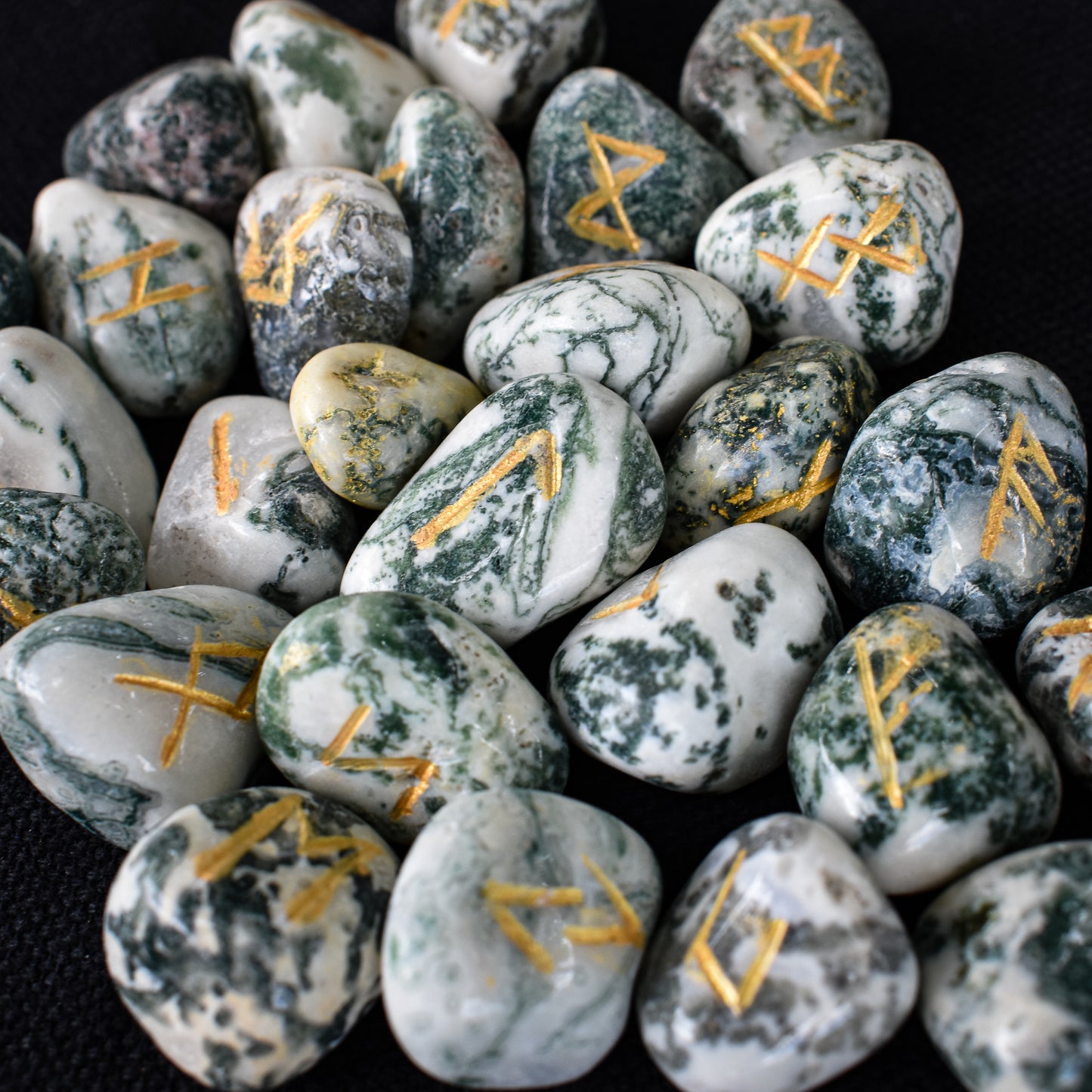 Beginner Rune Set - Tree Agate