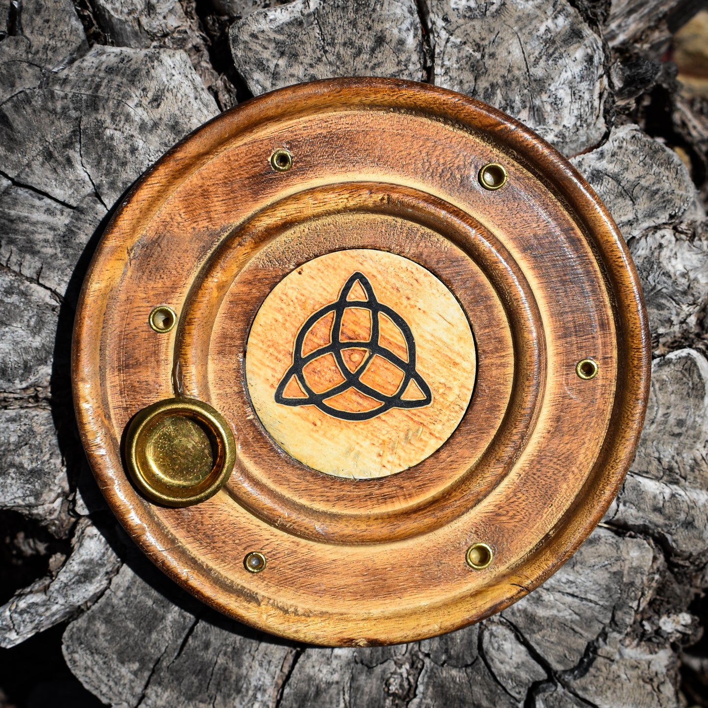 Triquetra Incense Puck